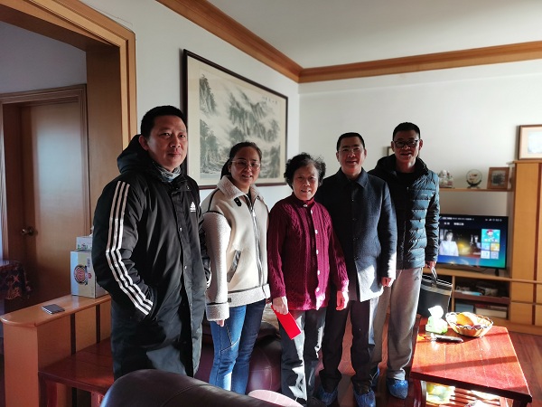 说明: C:\Users\Administrator\Desktop\今年会jinnianhuicom走访慰问离退休老同志\IMG_20210118_092252.jpg