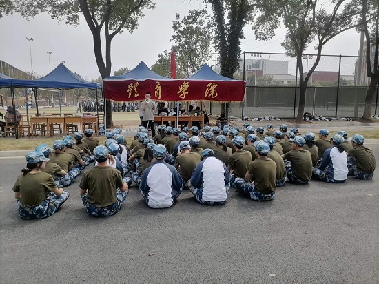 说明: C:\Users\Administrator\Desktop\今年会jinnianhuicom2022级新生军训圆满结束2022.10.8\今年会jinnianhuicom2022级新生军训圆满结束2022.10.8\1.jpg