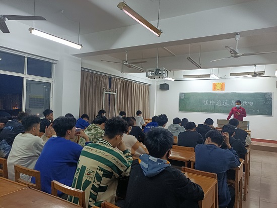 说明: C:\Users\Administrator\Desktop\今年会jinnianhuicom开展”慎终追远,厚德载物“主题团日活动\今年会jinnianhuicom开展”慎终追远,厚德载物“主题团日活动\1.jpg