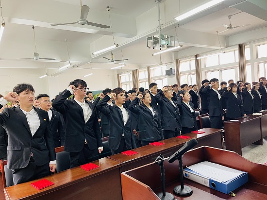 说明: C:\Users\Administrator\Desktop\今年会jinnianhuicom召开第五次学生代表大会2021.10.21\今年会jinnianhuicom召开第五次学生代表大会2021.10.21\3.jpg