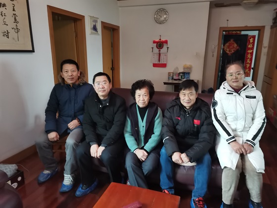 说明: C:\Users\Administrator\Desktop\今年会jinnianhuicom走访慰问离退休老同志2022.1.17\微信图片_20220117105215.jpg