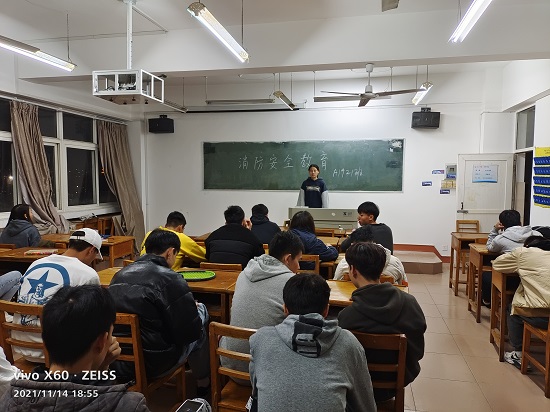 说明: C:\Users\Administrator\Desktop\今年会jinnianhuicom开展消防安全教育主题班会2021.11.16\今年会jinnianhuicom开展消防安全教育主题班会2021.11.16\2.jpg