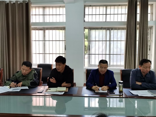 说明: C:\Users\Administrator\Desktop\今年会jinnianhuicom党委中心组召开党的二十大精神学习交流会\今年会jinnianhuicom党委中心组召开党的二十大精神学习交流会\IMG_20221025_083353.jpg