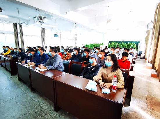 说明: C:\Users\Administrator\Desktop\今年会jinnianhuicom组织收看党的二十大开幕会\今年会jinnianhuicom组织收看党的二十大开幕会\IMG_20221016_100545.jpg