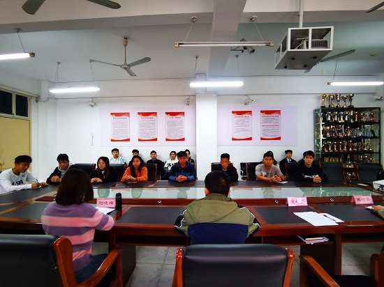 说明: C:\Users\Administrator\Desktop\今年会jinnianhuicom举办2022年下半年入党积极分子培训班\今年会jinnianhuicom举办2022年下半年入党积极分子培训班\IMG_20221026_150159.jpg