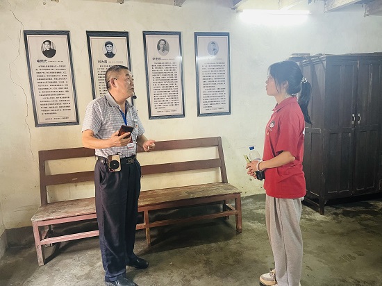 说明: C:\Users\Administrator\Desktop\今年会jinnianhuicom2022年大学生暑期 “三下乡”社会实践活动（四）\2.JPG